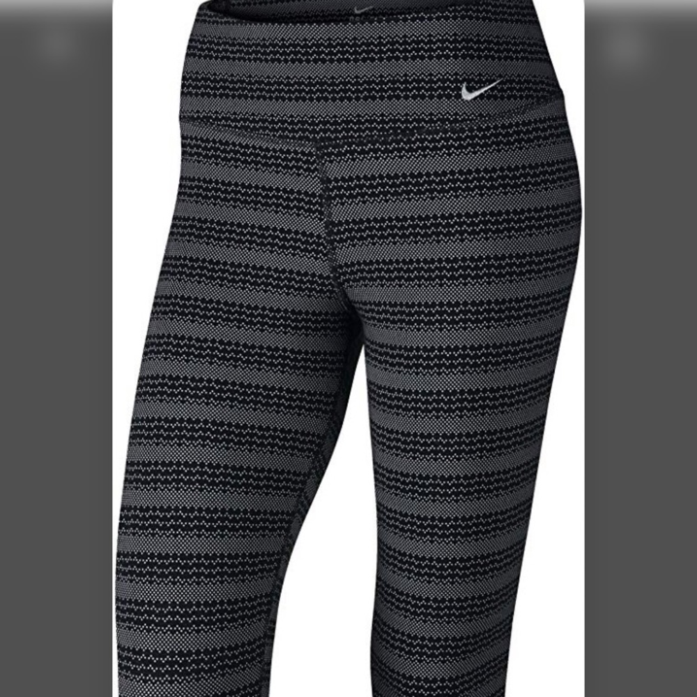 Nike capris!!